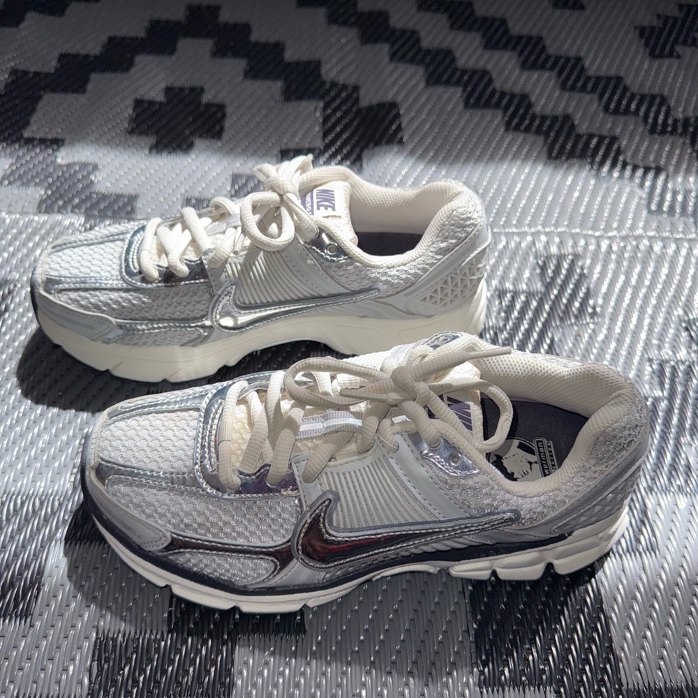 Nike Vomero 5 Women